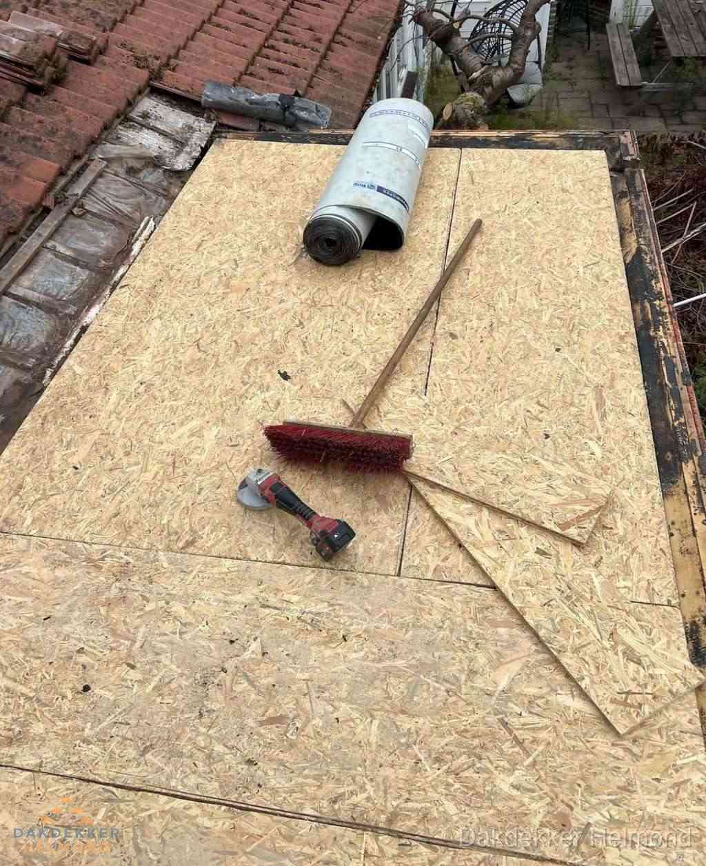 Dakrenovatie afgerond met nieuwe bitumen dakbedekking in Helmond
